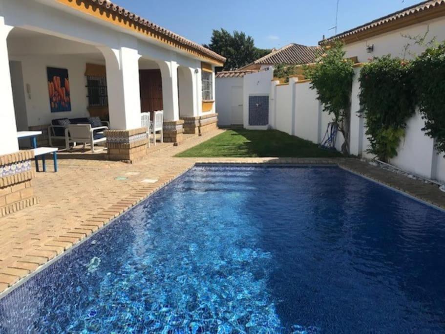 El Magnolio Chiclana de la Frontera Exterior foto